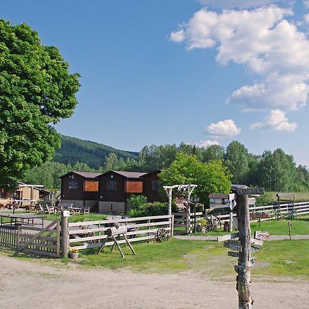 Sun Dance Ranch Bed and Breakfast Ekshärad Esterno foto